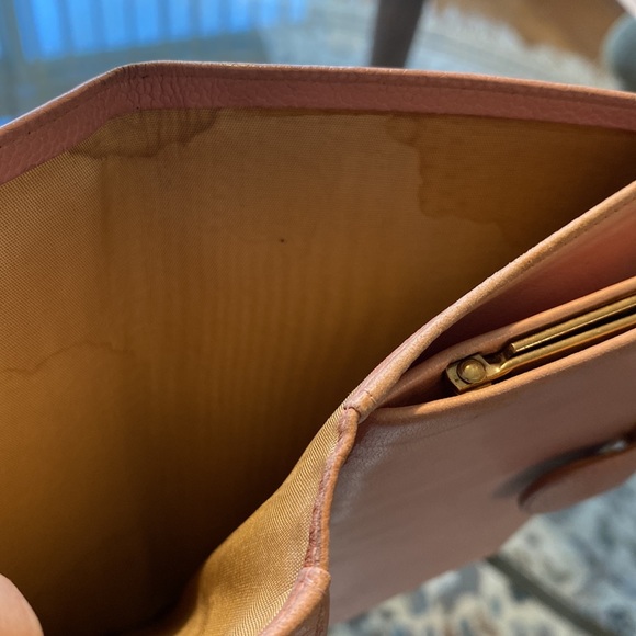 Authentic Chanel wallet - Picture 8 of 8